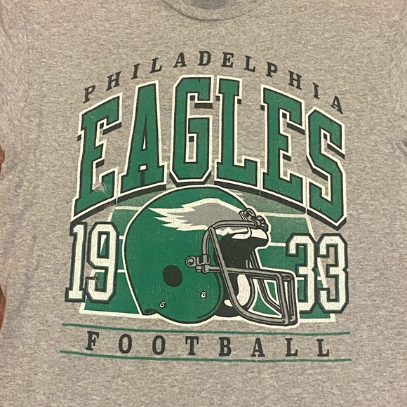 Philadelphia Eagles t shirt - Picture 3 of 5